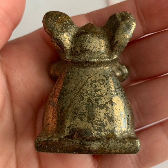 NEW STITCH PYRITE CARVING - Picture 2 of 3